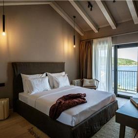 3 Bedroom Villa with Infinity Pool and Sea Views in Slano, Dubrovnik, Sleeps 6